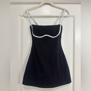 Alo yoga airbrush streamline athletic dress